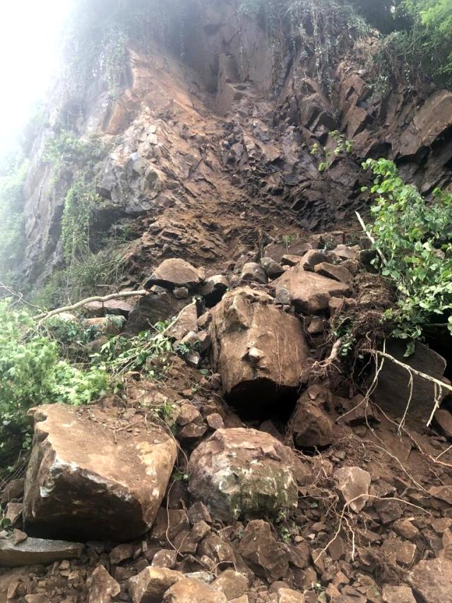 giresun da heyelan nedeniyle karayolu ulasima kapandi 0