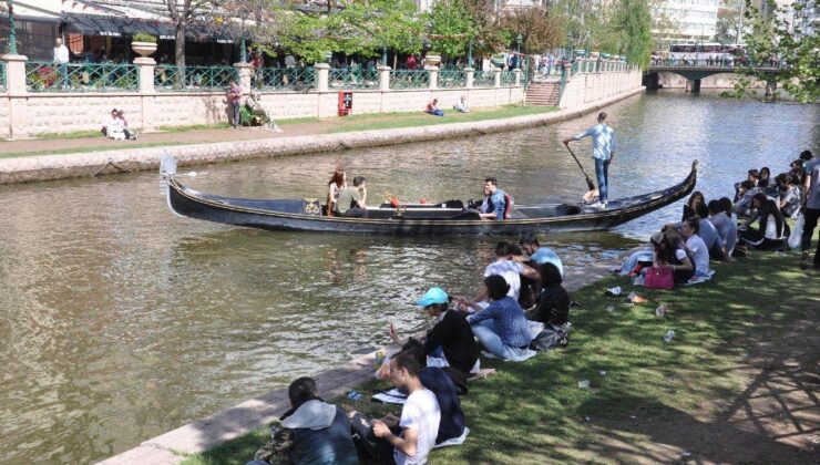 Bir şehirde daha tüm etkinlikler 15 gün süreyle yasaklandı