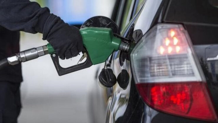 Benzine yeni zam: Litre fiyatı 28 TL’yi geçti