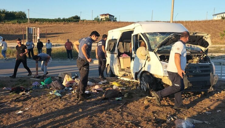 Samsun’da tarım işçilerini taşıyan minibüs devrildi, 27 kişi yaralandı