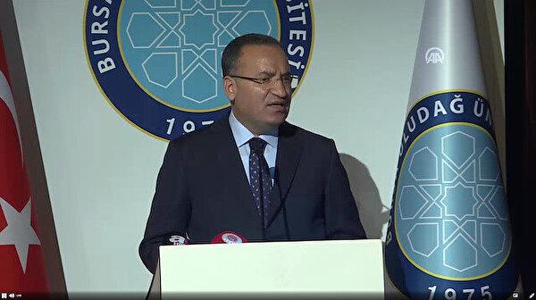 Bakan Bozdağ’dan yeni anayasa açıklaması: Eninde sonunda yapılacak