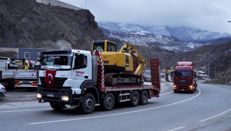 Artvin ve Rize’den deprem bölgesine ekipman ve personel sevki sürüyor