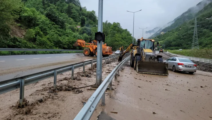 Trabzon’da sağanak. ‘Dereden uzak durun’ anonsları yapıldı