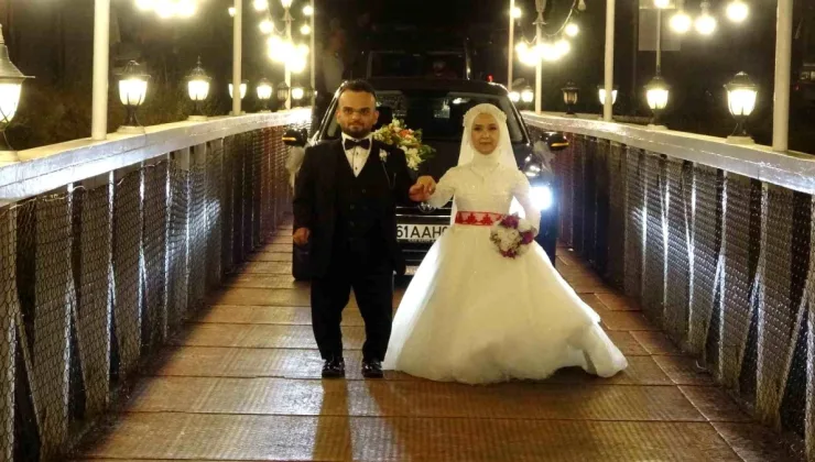 Trabzon’da Yıldırım Aşkıyla Evlenen Çift Dünya Evine Girdi