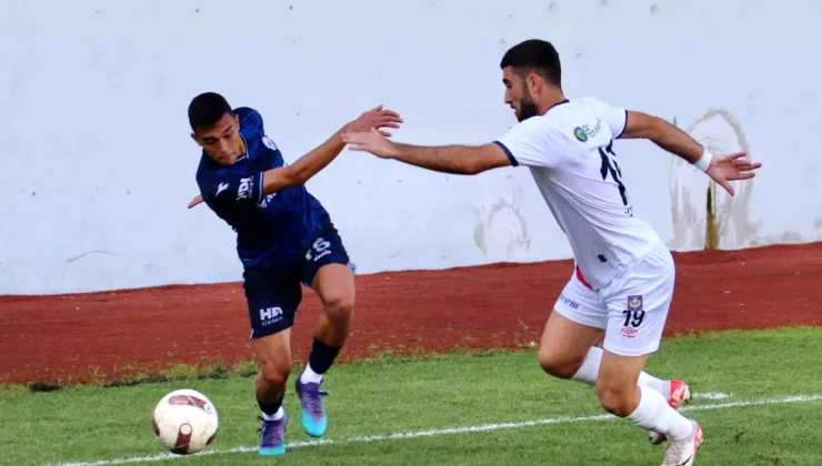 Pazarspor, Silifke Belediyespor’u 2-0 mağlup ederek bir üst tura yükseldi